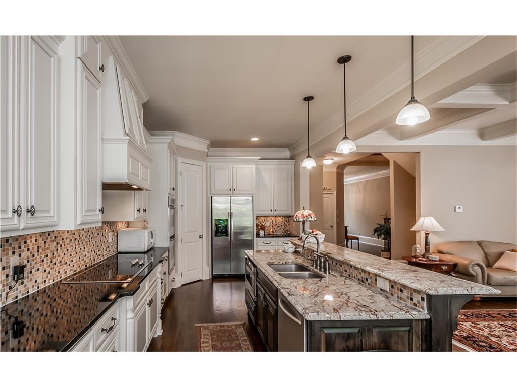 9014 Riverbend Manor, Alpharetta, GA 30022