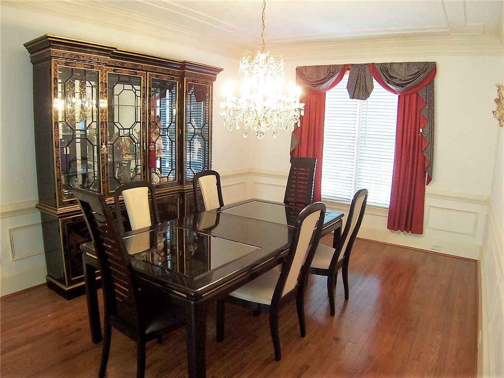 1095 Seale Drive, Alpharetta, GA 30022
