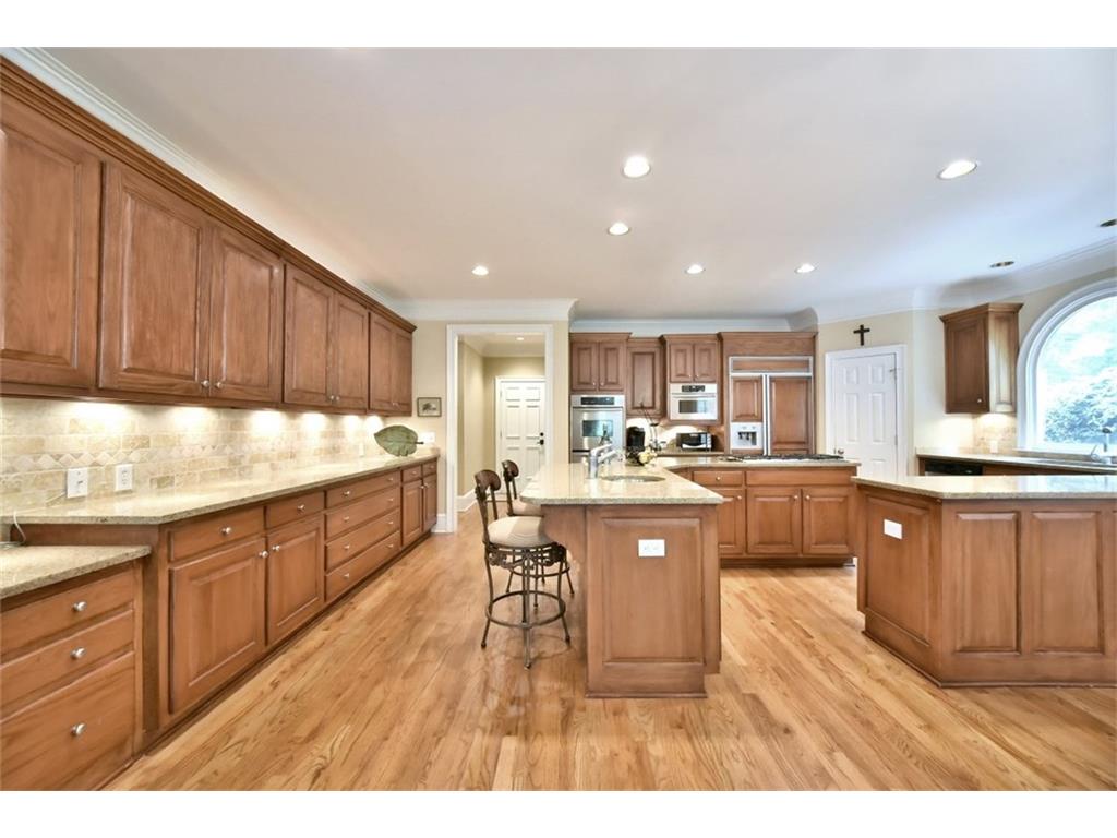3955 Falls Ridge Drive, Johns Creek, GA 30022