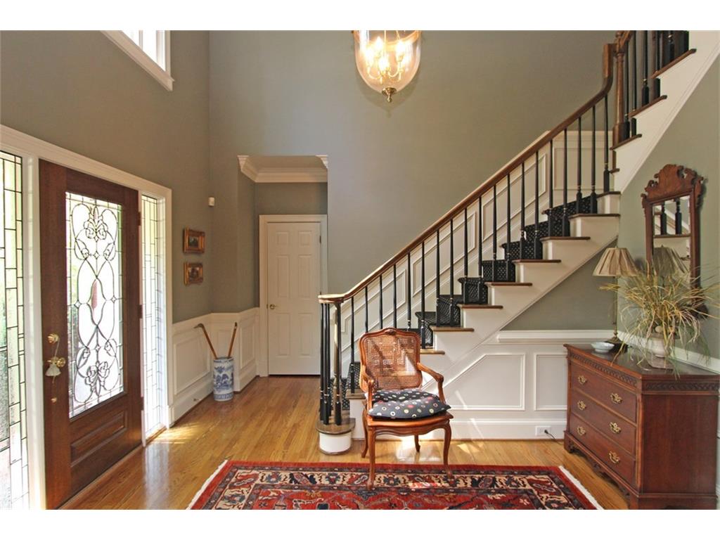 9965 Farmbrook Lane, Alpharetta, GA 30022
