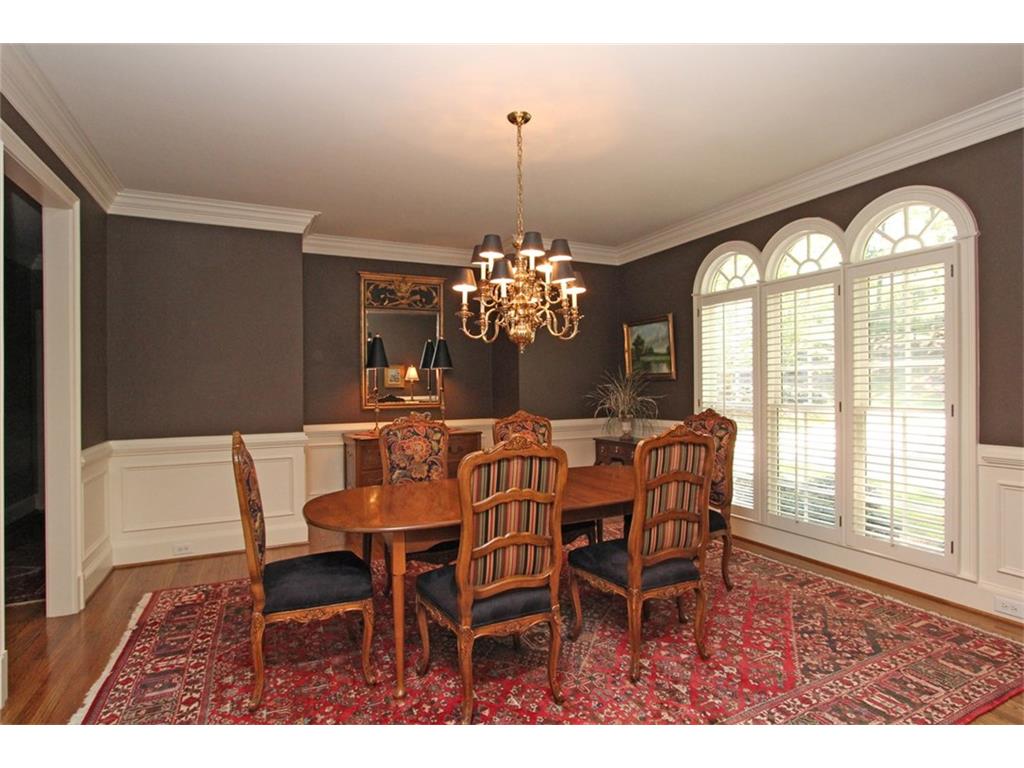 9965 Farmbrook Lane, Alpharetta, GA 30022