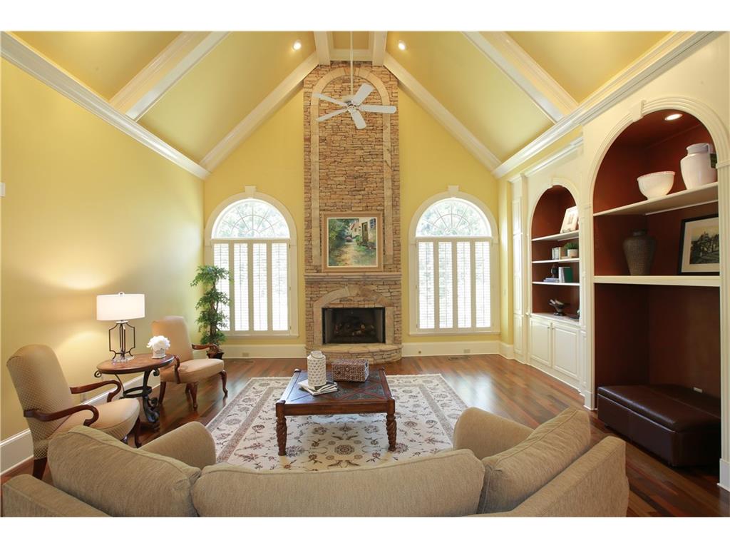 2018 Westbourne Way, Alpharetta, GA 30022