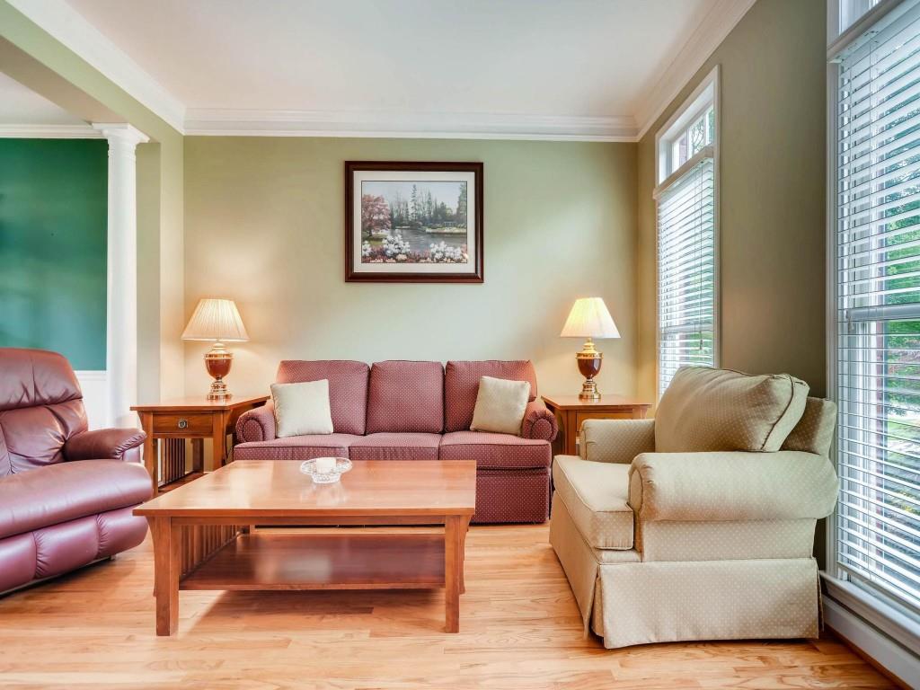 812 Lakemere Crest, Suwanee, GA 30024