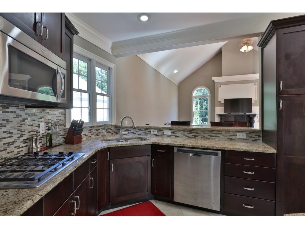 910 Woodward Park Drive, Suwanee, GA 30024