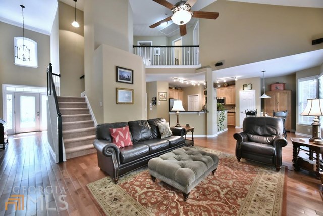 6585 Sterling Dr, Suwanee, GA 30024