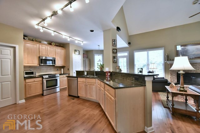 6585 Sterling Dr, Suwanee, GA 30024