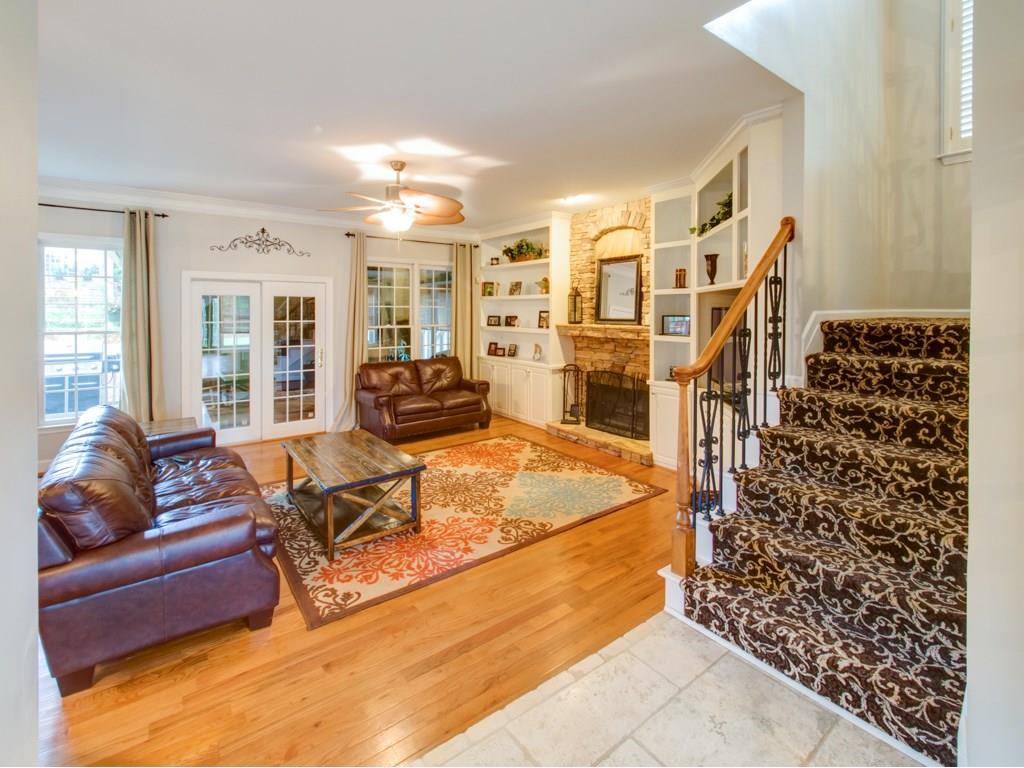 6425 Club Valley Court, Suwanee, GA 30024