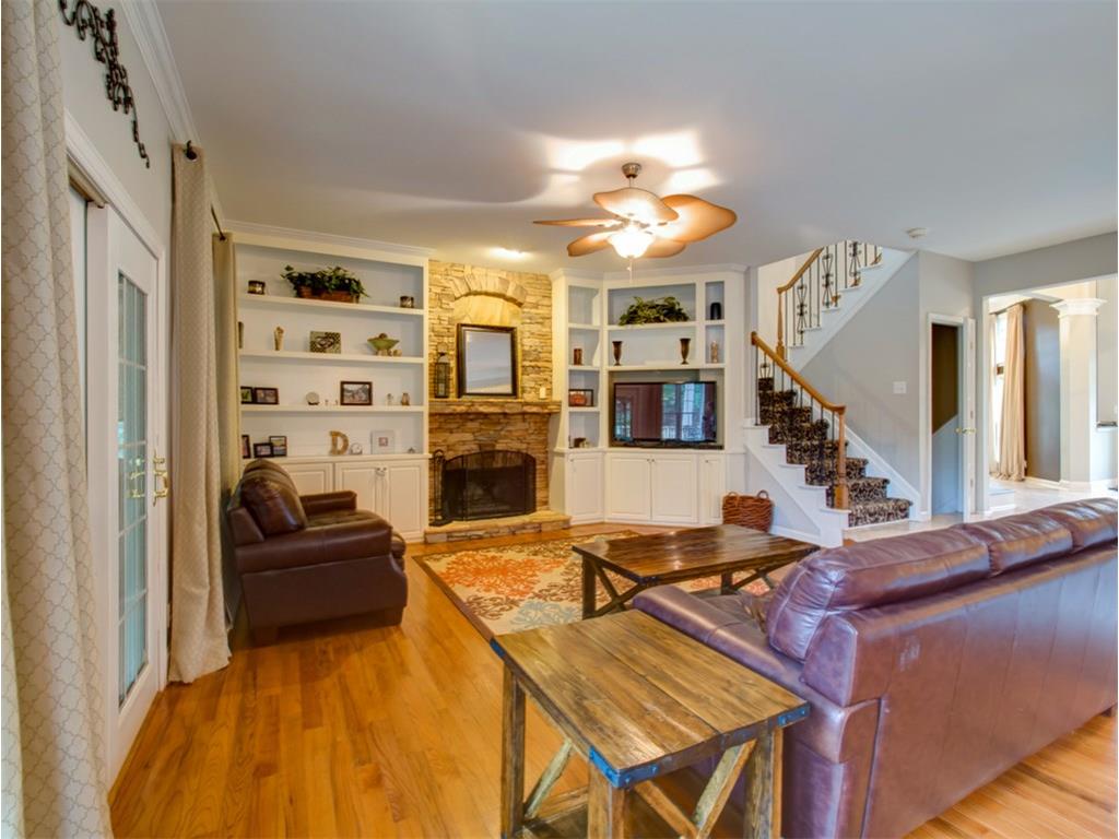 6425 Club Valley Court, Suwanee, GA 30024