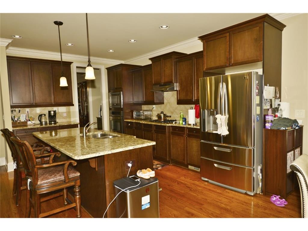 3304 Willow Glen Trail, Suwanee, GA 30024