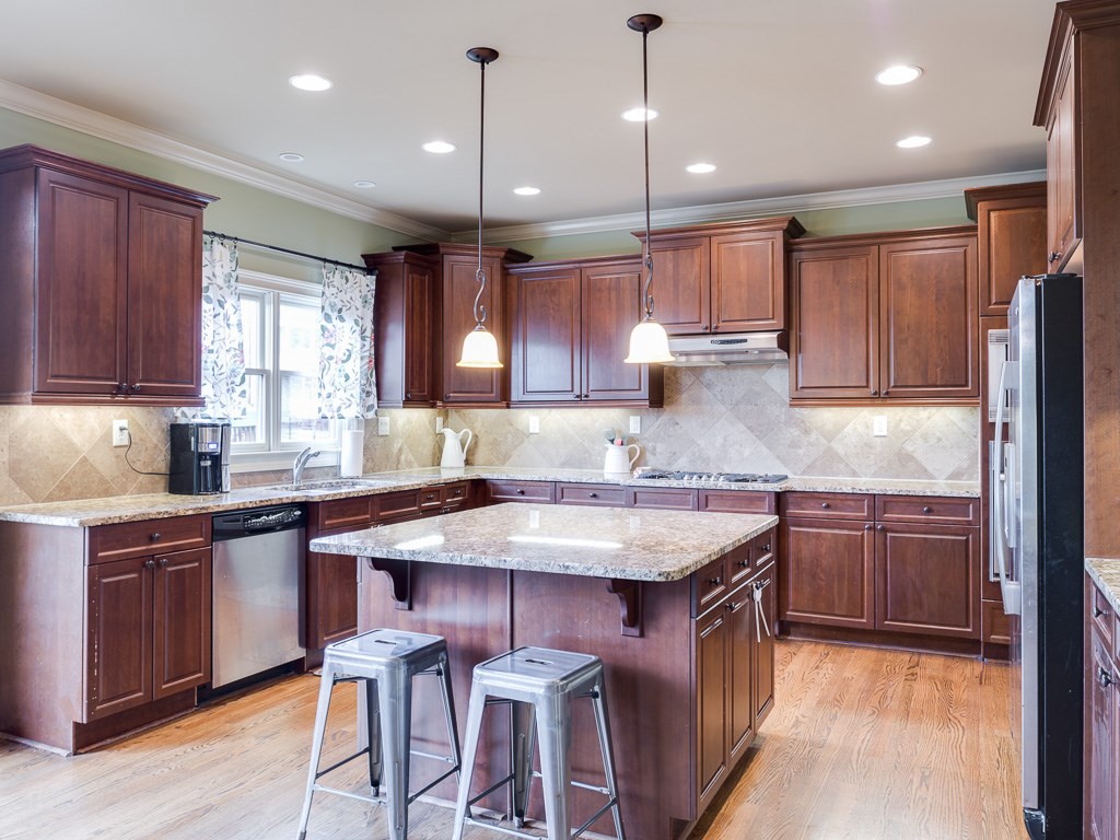 5150 Habersham Hills Drive, Suwanee, GA 30024