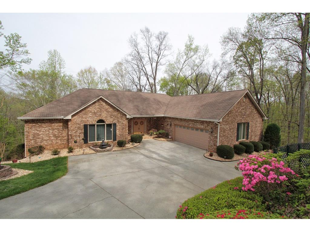 3716 Suwanee Creek Court, Suwanee, GA 30024