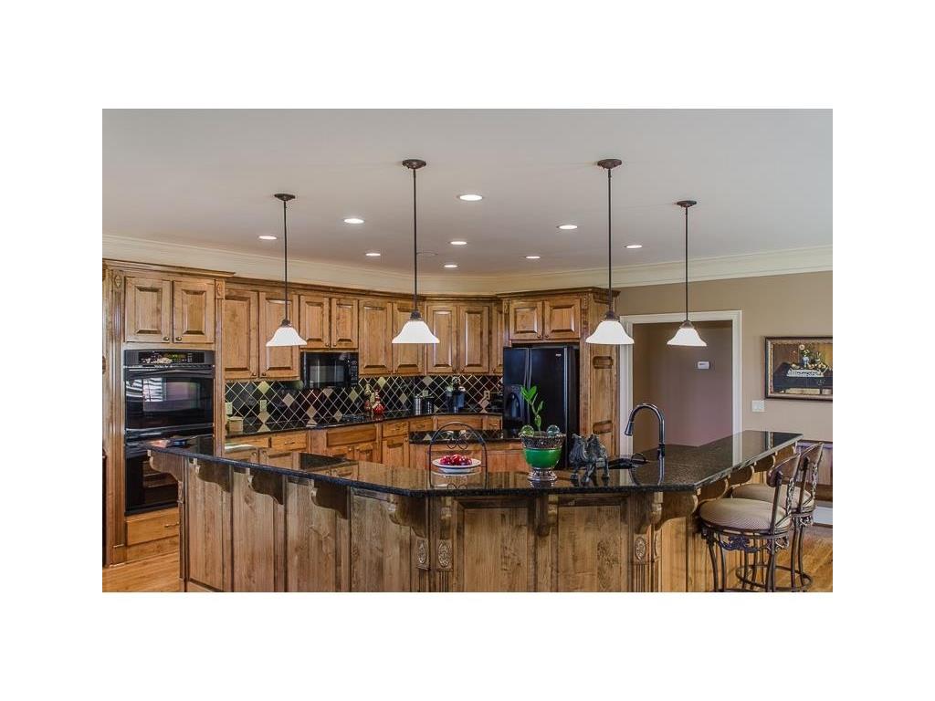 5533 Brendlynn Drive, Suwanee, GA 30024