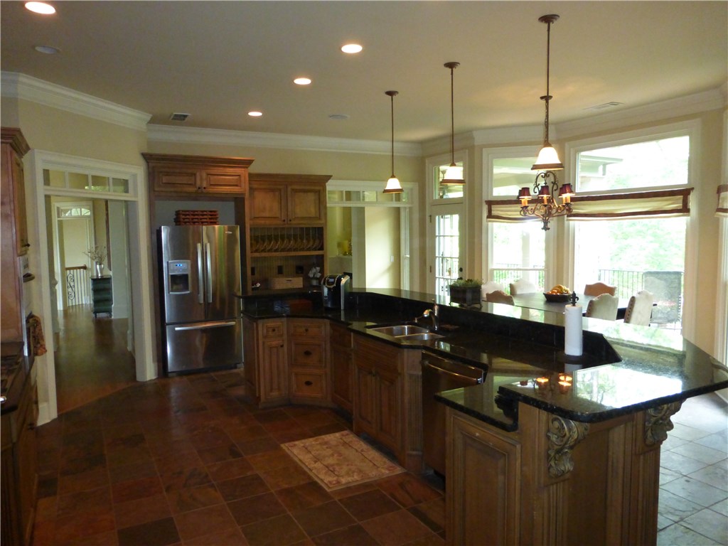 367 Aviemore Lane, Suwanee, GA 30024