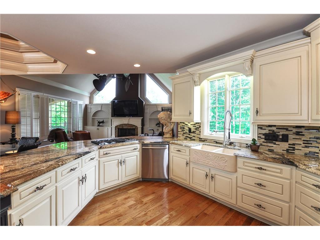 6015 Somerset Court, Suwanee, GA 30024