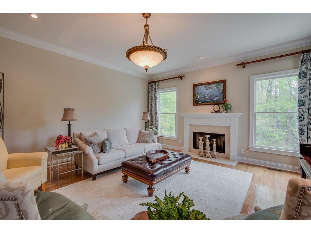 4855 Meadow Park Lane, Suwanee, GA 30024