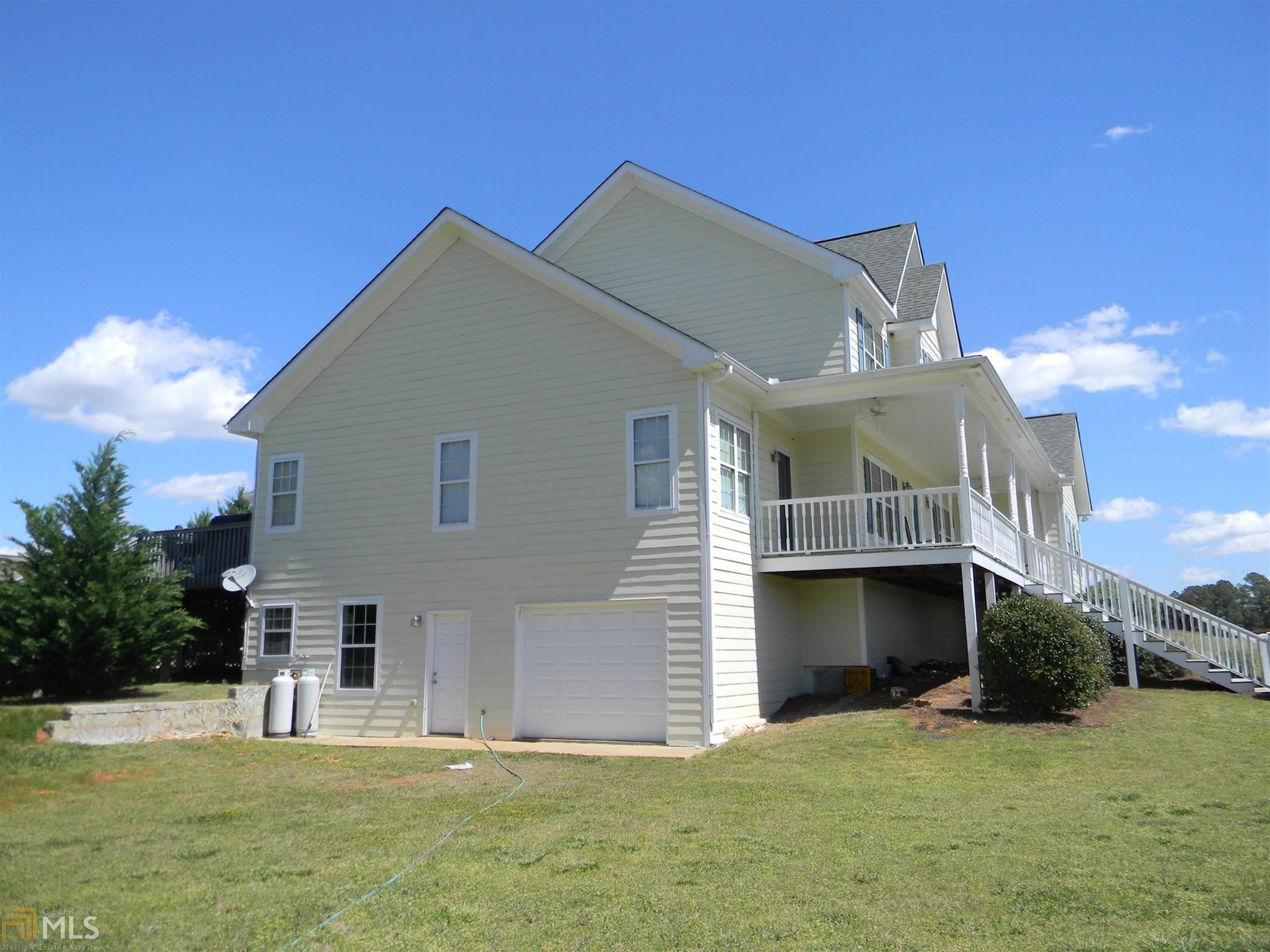 1600 Willow Grove Ln, Social Circle, GA 30025
