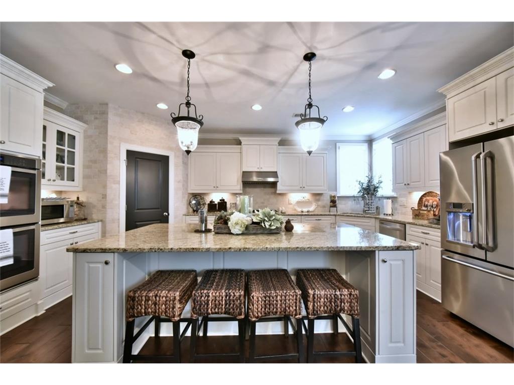 3760 Williams Point Drive, Cumming, GA 30028