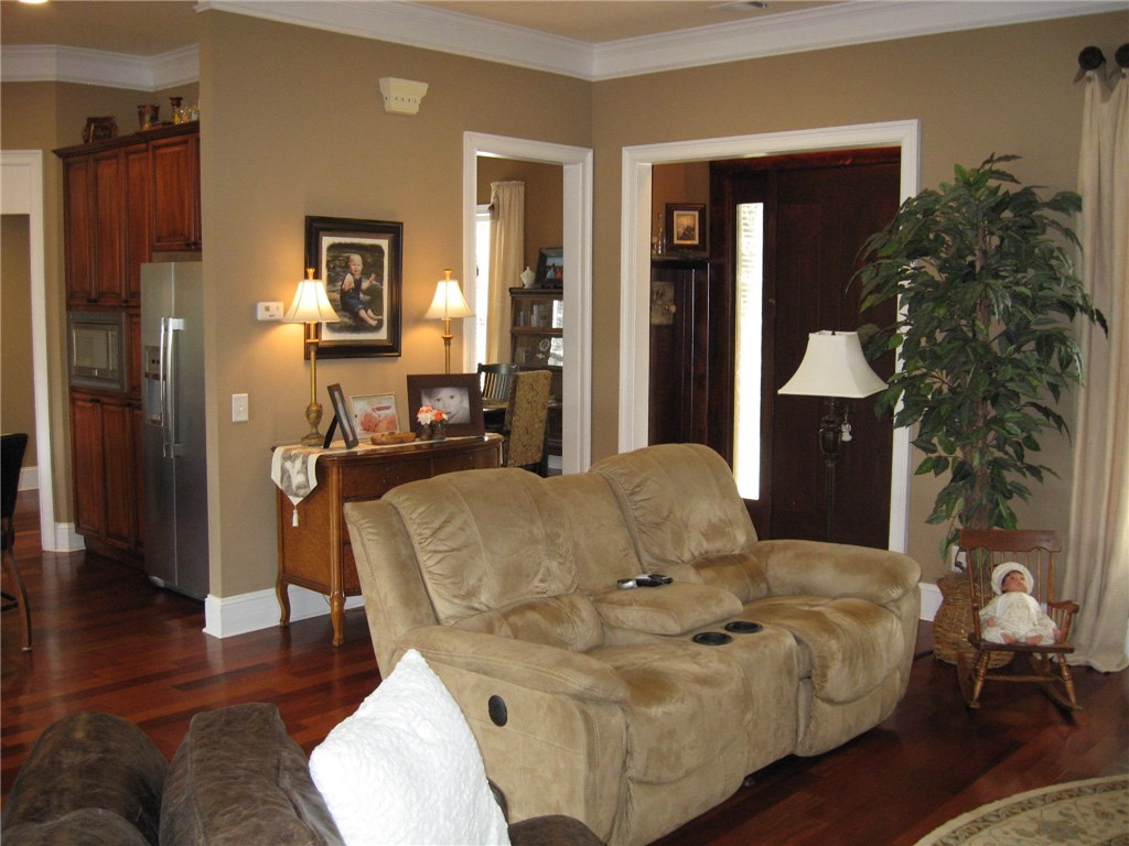 3950 Ineal Drive, Cumming, GA 30028