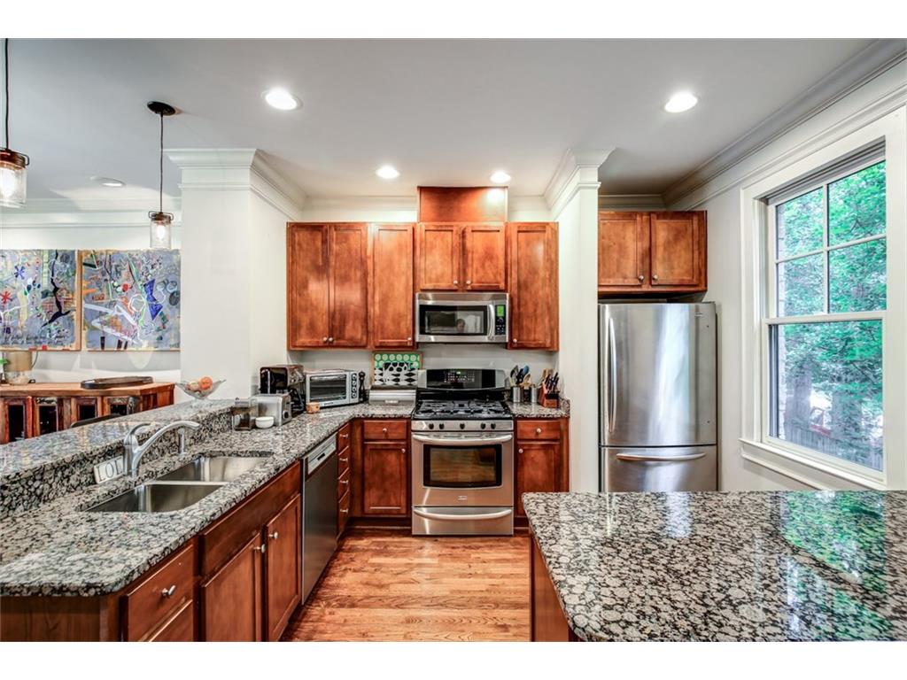 19 Knob Hills Circle, Decatur, GA 30030