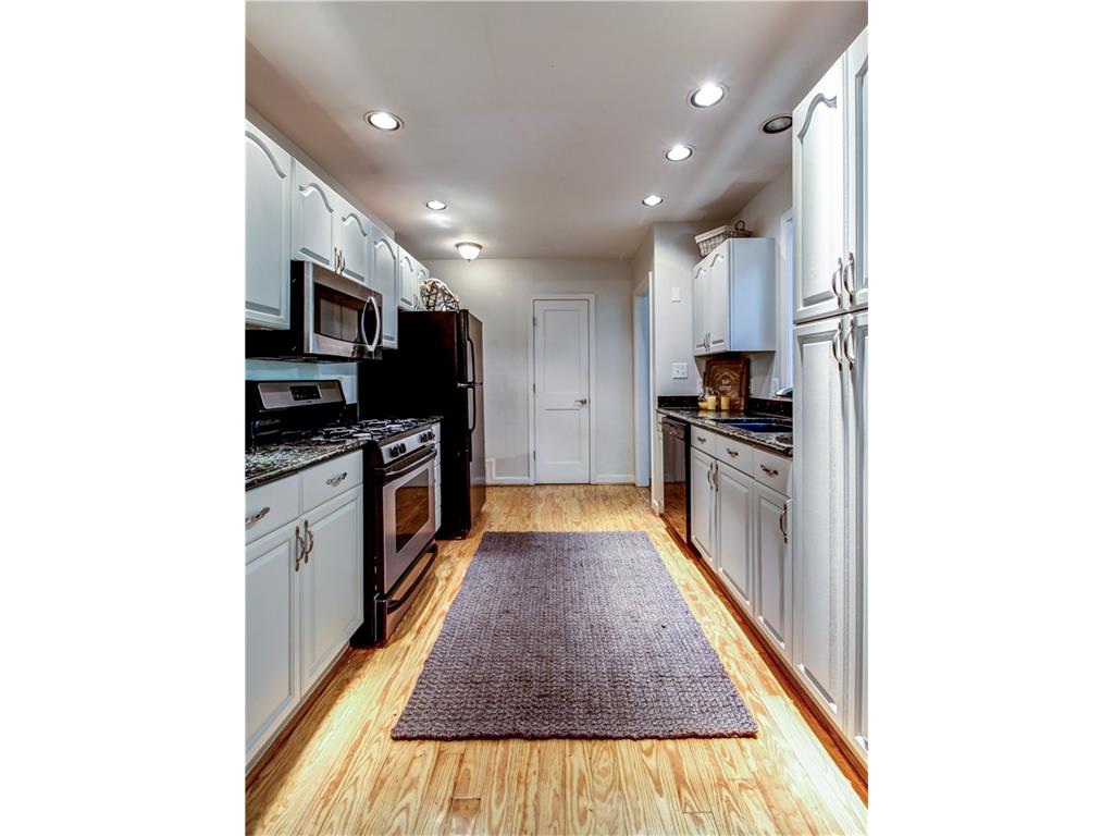 202 E Davis Street, Decatur, GA 30030