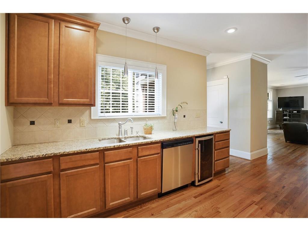 216 5th Avenue, Decatur, GA 30030