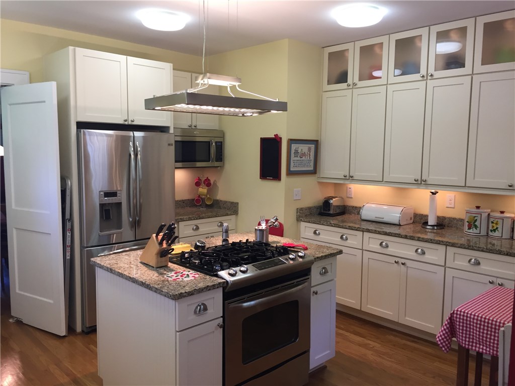 215 Cambridge Avenue, Decatur, GA 30030