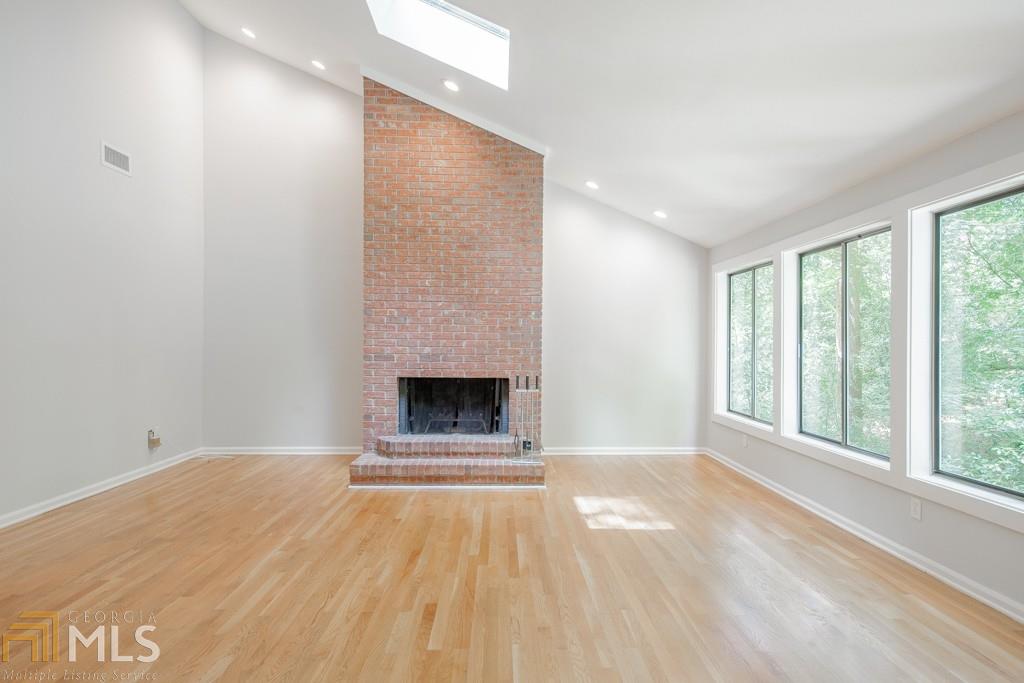 2490 Williamswood Ct, Decatur, GA 30033
