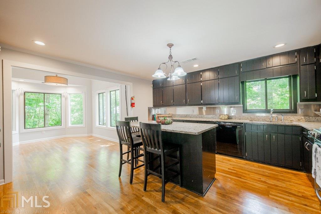 2490 Williamswood Ct, Decatur, GA 30033