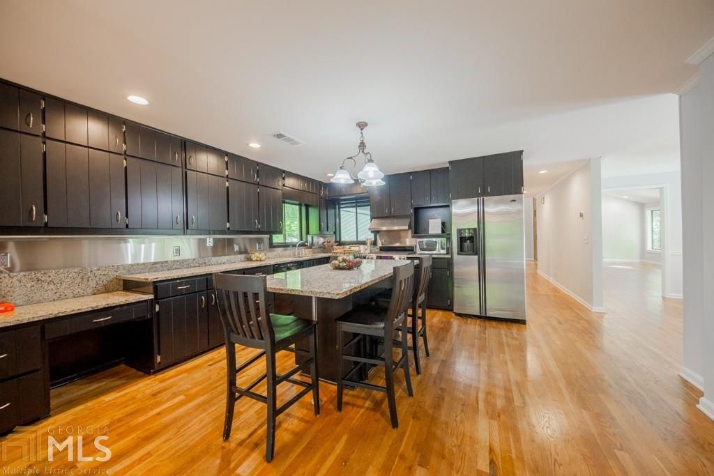 2490 Williamswood Ct, Decatur, GA 30033