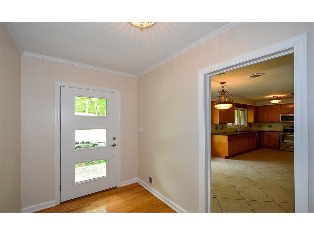 960 Vistavia Circle, Decatur, GA 30033
