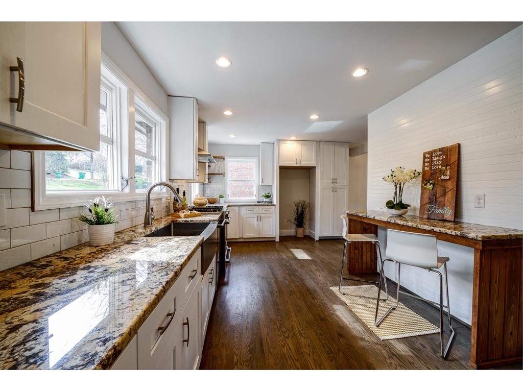 2210 Tanglewood Road, Decatur, GA 30033