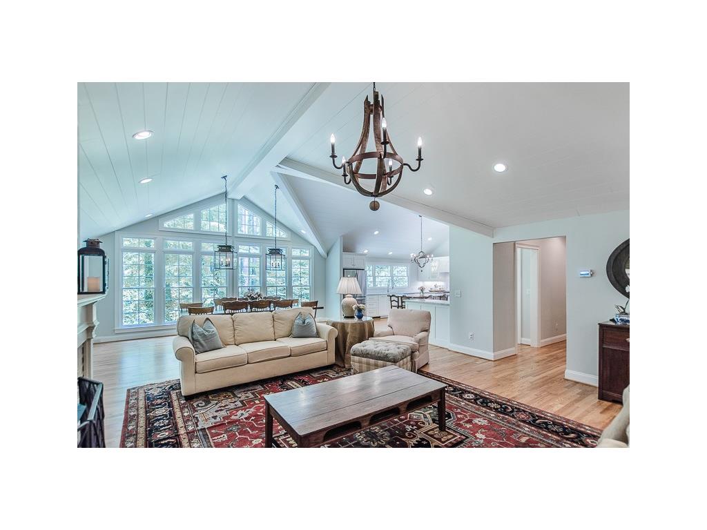 2284 Fairoaks Road, Decatur, GA 30033