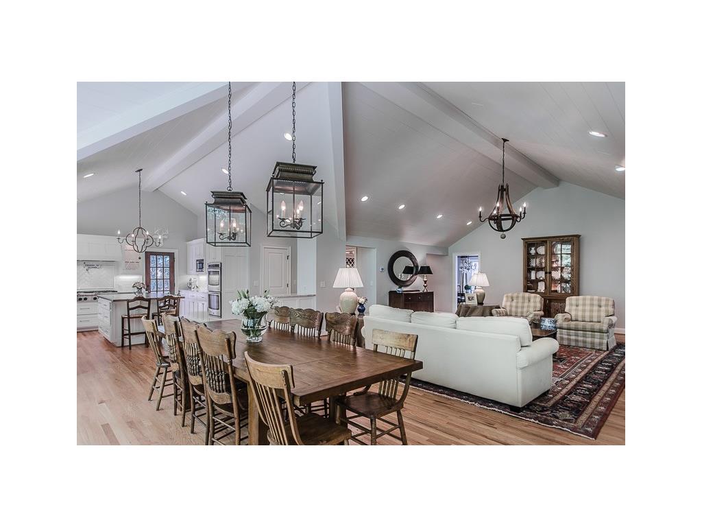 2284 Fairoaks Road, Decatur, GA 30033