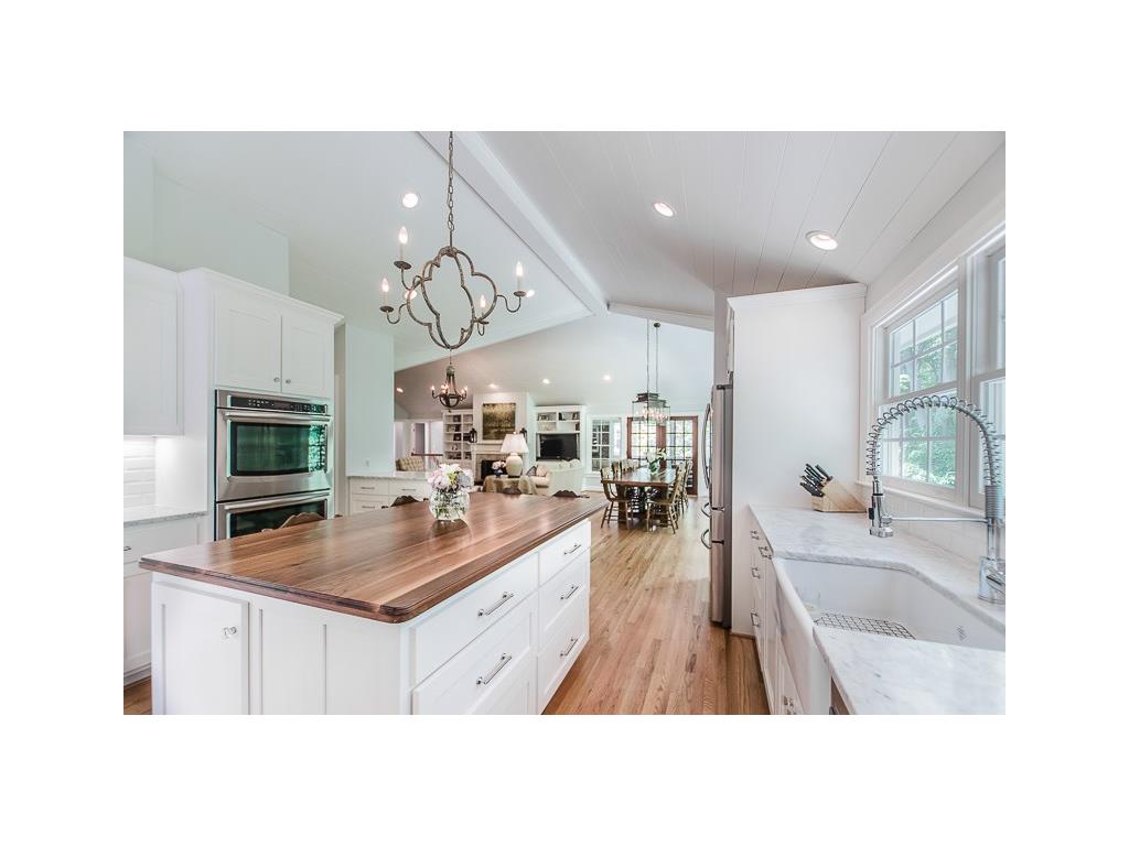 2284 Fairoaks Road, Decatur, GA 30033