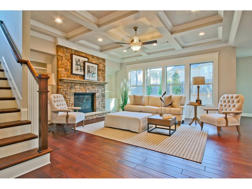 2749 Oak Glen Manor Road, Decatur, GA 30033