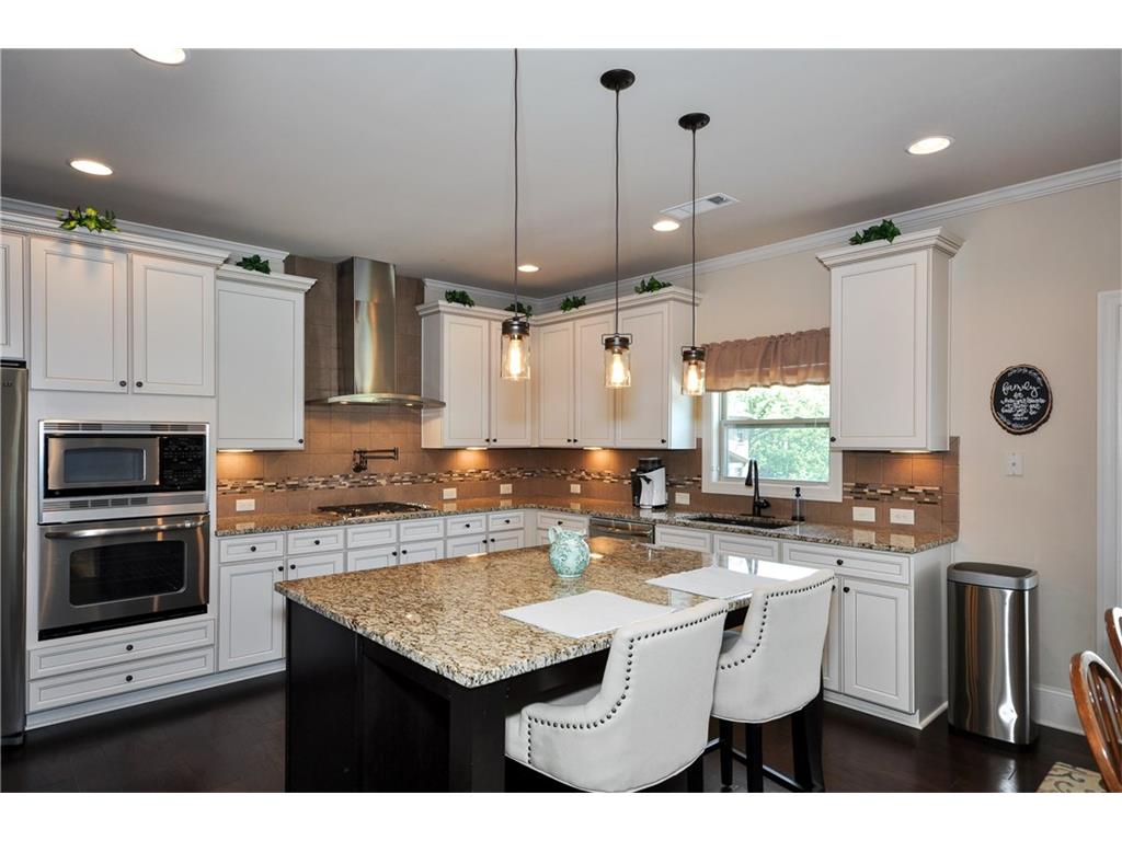 8835 Cobblestone Lane, Cumming, GA 30041