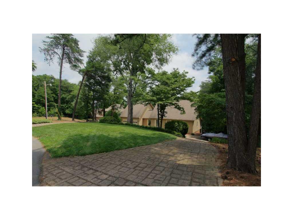 3320 Chimney Point Drive, Cumming, GA 30041