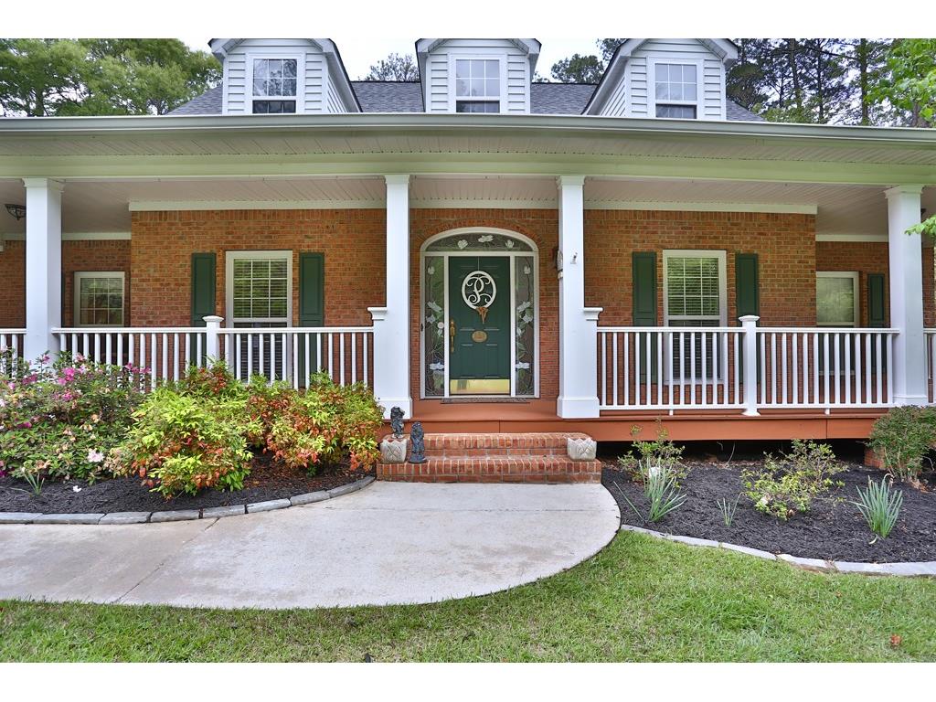 790 Blackberry Trail, Lawrenceville, GA 30043