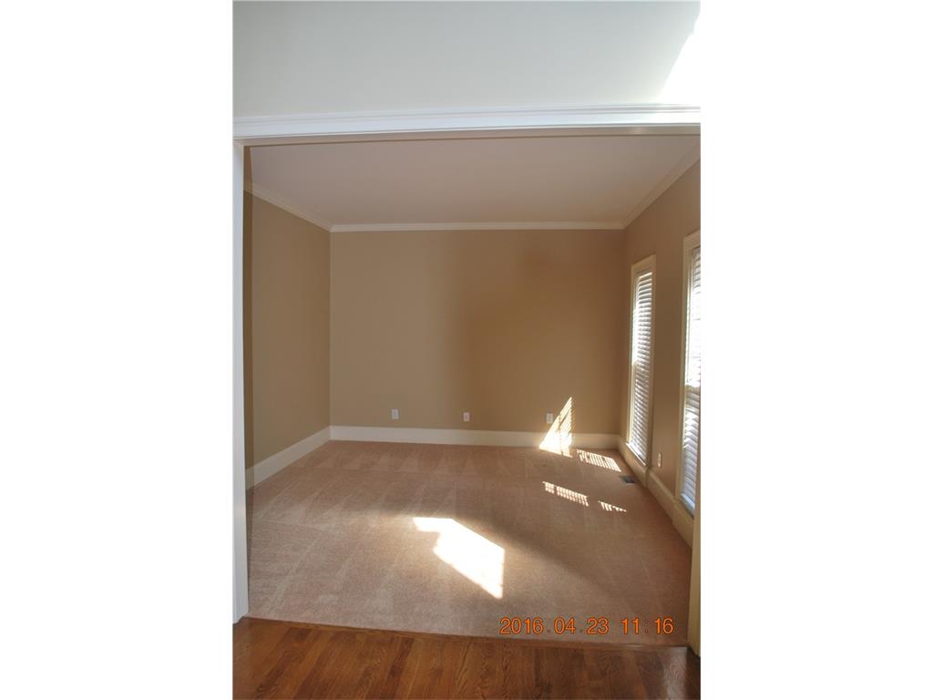 1315 CRESTHAVEN Lane NW, Lawrenceville, GA 30043