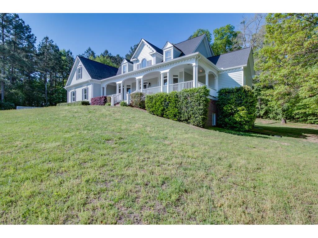 1573 Gracebrook Drive, Lawrenceville, GA 30045