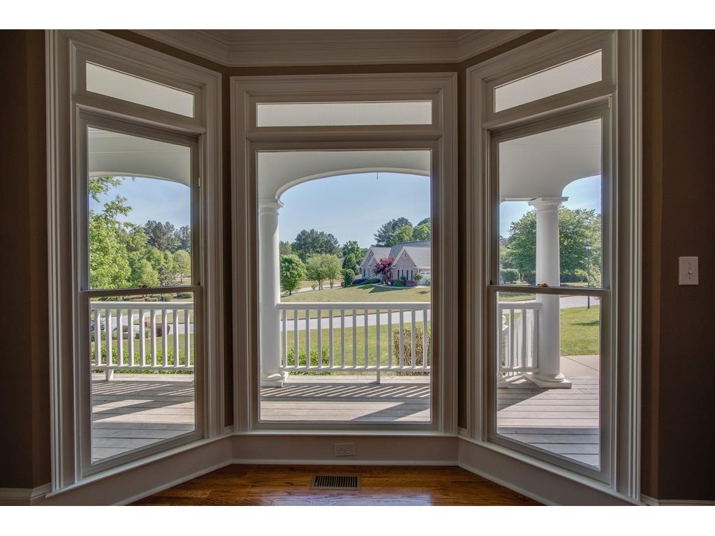 1573 Gracebrook Drive, Lawrenceville, GA 30045