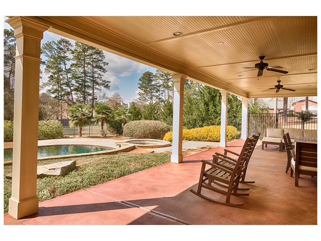 1455 Pounds Road SW, Lilburn, GA 30047