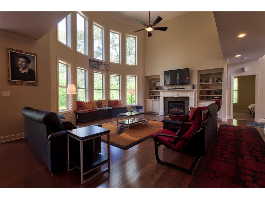 921 River Estate Road SW, Lilburn, GA 30047
