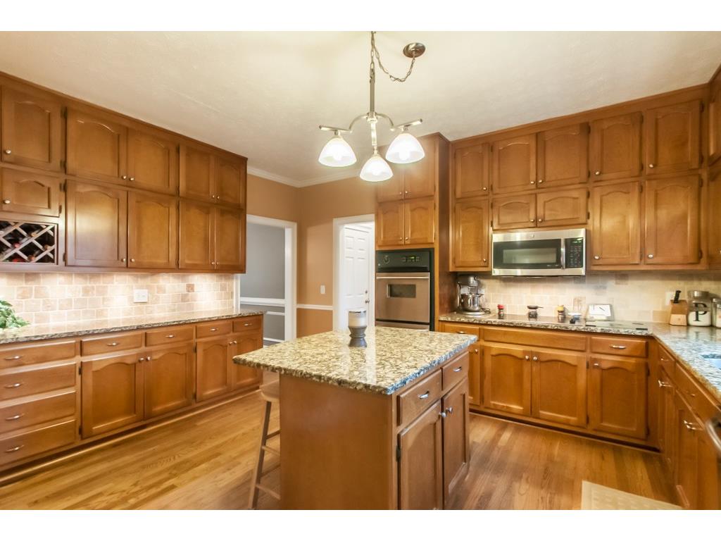 3879 Windrose Lane NE, Marietta, GA 30062
