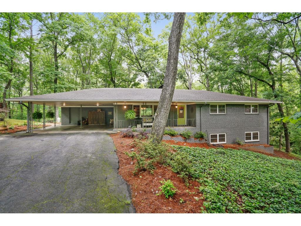 601 Saint Annes Road NW, Marietta, GA 30064