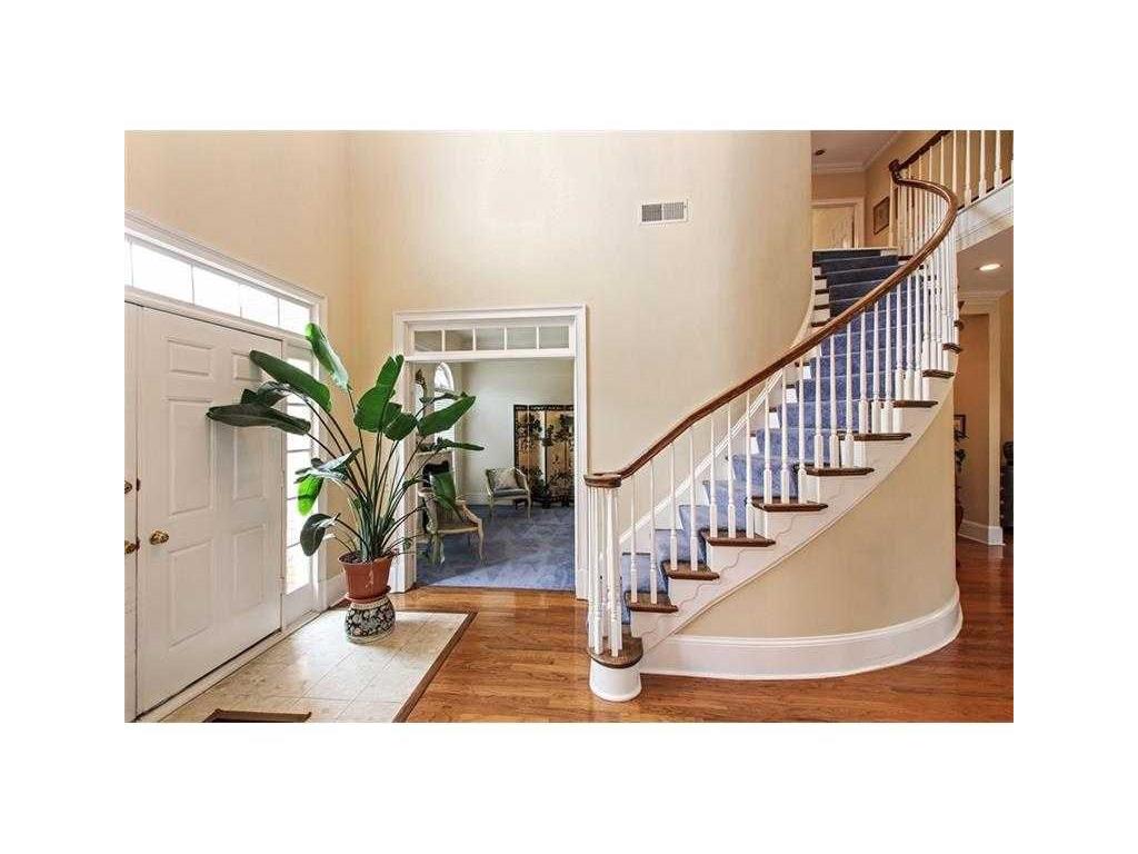 4509 Chattahoochee Way SE, Marietta, GA 30067