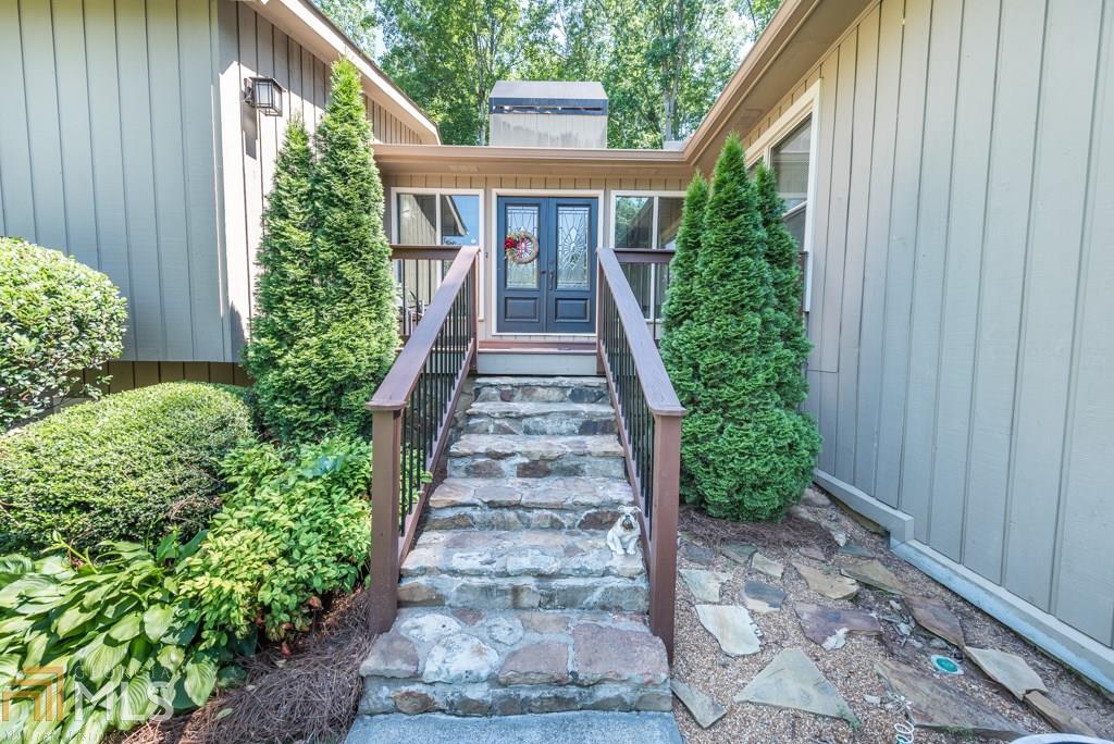 786 Hillwood Dr, Marietta, GA 30068