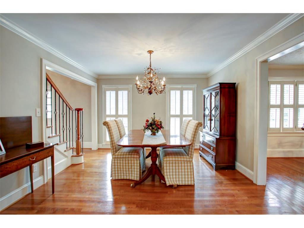 5039 Riverhill Road NE, Marietta, GA 30068