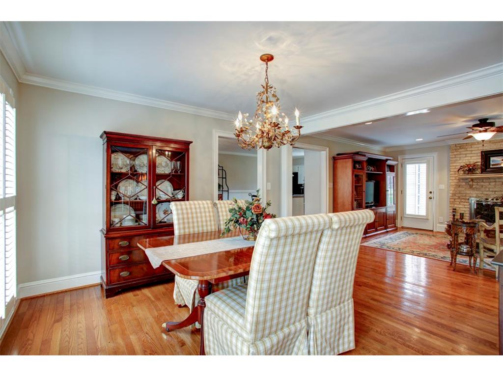 5039 Riverhill Road NE, Marietta, GA 30068
