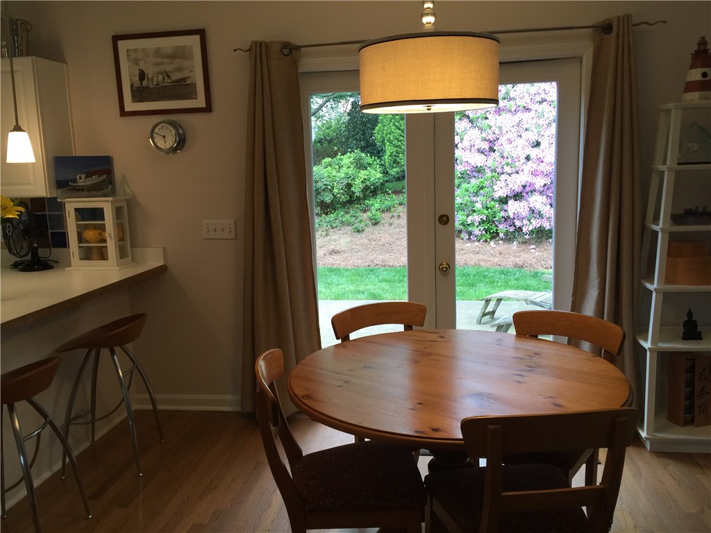 1122 Sadlers Way, Marietta, GA 30068